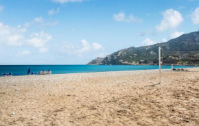 Stunning Apartment In Altea With Wifi